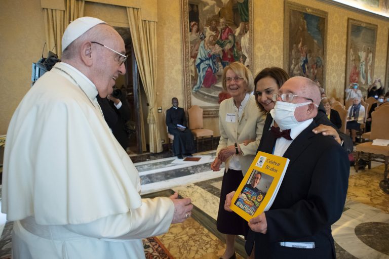 „Tikėjimas ir šviesa“ – pranašystė: susitikimas su popiežiumi minint mūsų 50-metį